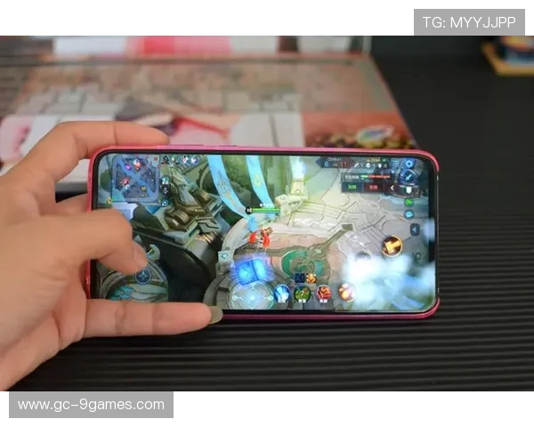 小米手机系统降级后玩大型手游性能是否更流畅稳定体验如何